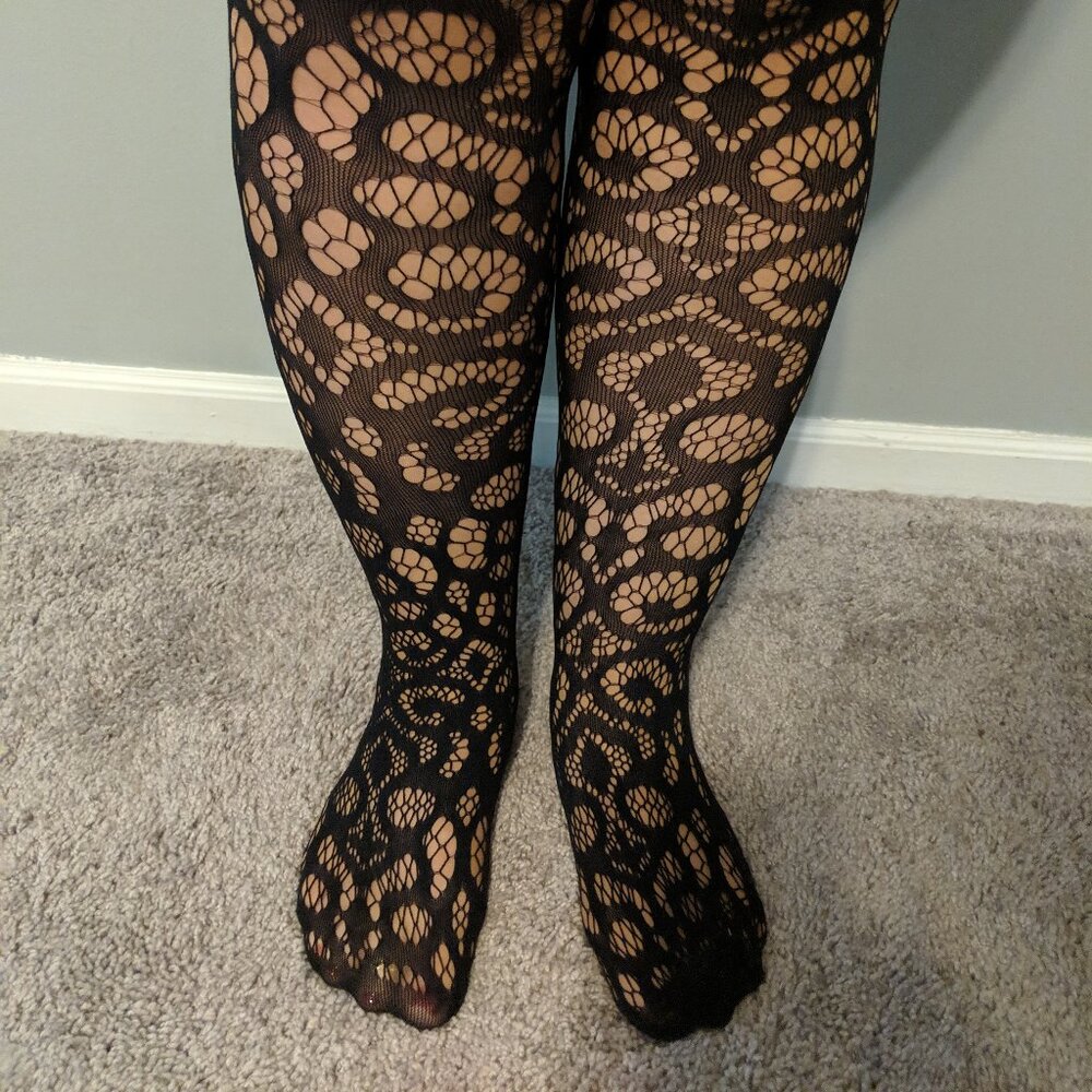 Plus Size Scroll Lace Stockings Garter Pantyhose - Picture 3 of 3
